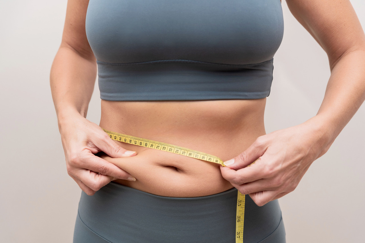 What Happens to My Body If I Lose Weight Too Quickly?